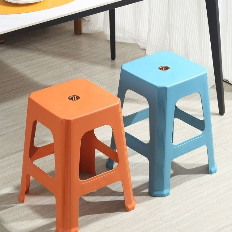 Robuster zusammenklappbarer Hocker Karnz