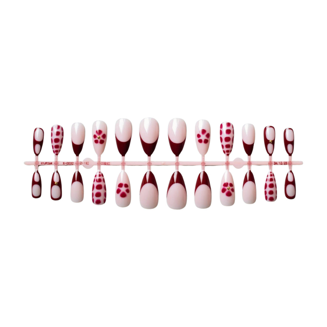 Künstlerisches Nageldesign-Set mit Edelsteinen