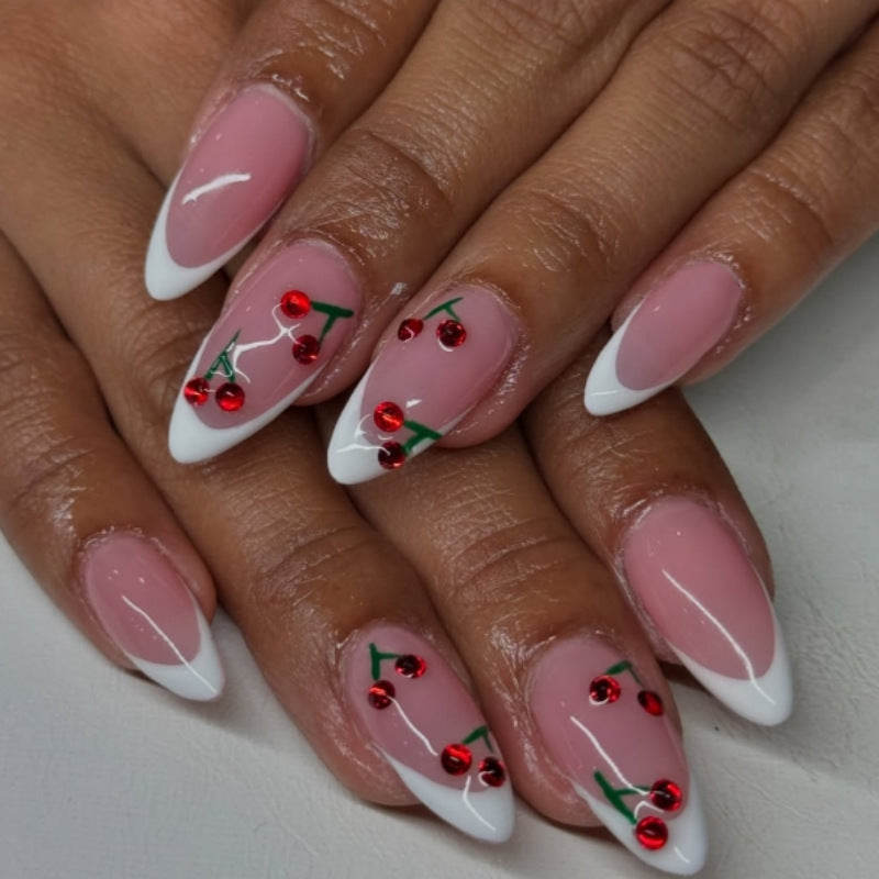 Elegante Kirschblüten Press-On Nagelkunst Karnz
