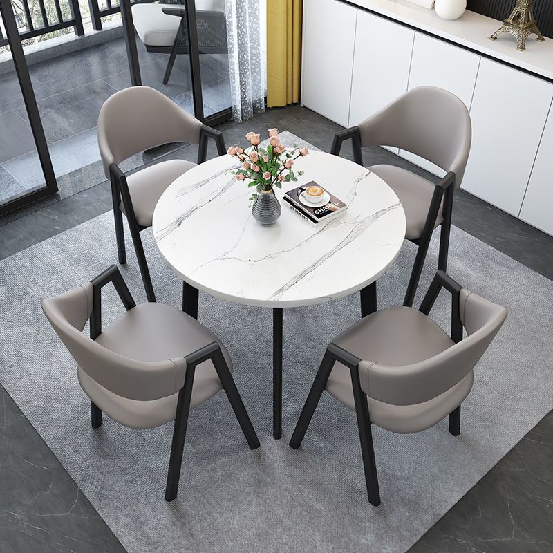 Esszimmerstuhl mit ergonomischer Polsterung und modernem Design Karnz