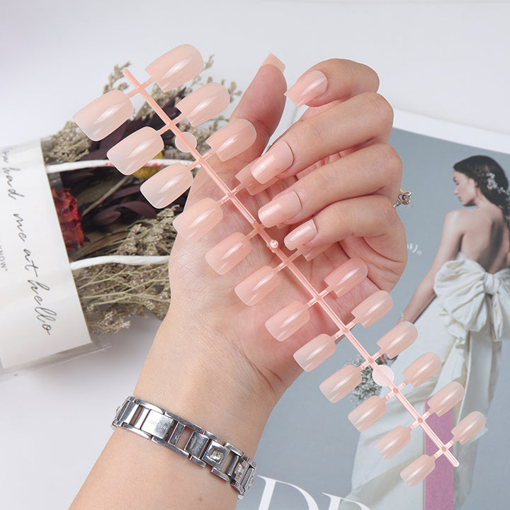Natürliche glänzende Press-On-Nagelspitzen Karnz