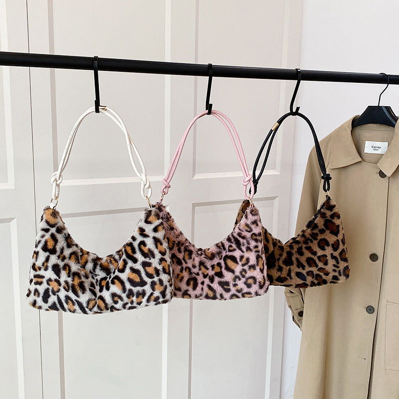 WoLuxurious Kunstpelz Hobo Tasche Karnz
