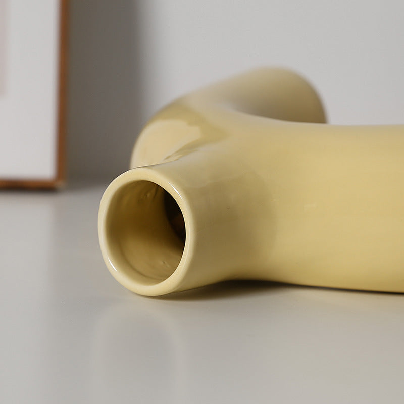 Stylische und kreative Keramikvase Karnz