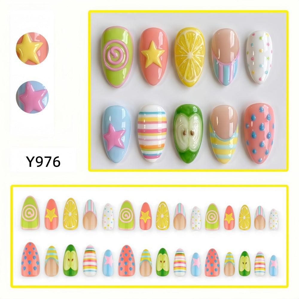 Farbefrohe Nail Art Karnz