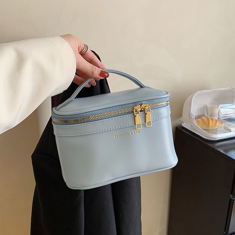 Stylische Reise-Kosmetiktasche