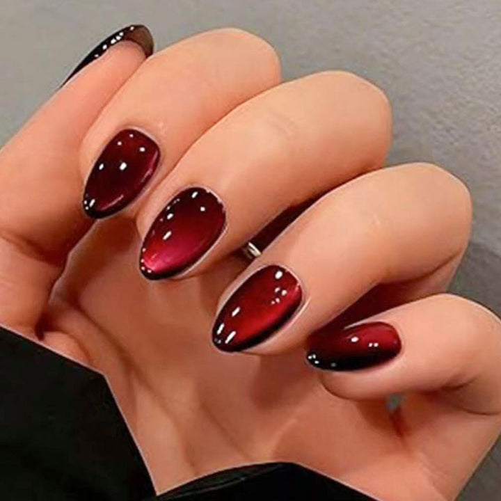 Glänzende Ombre Nagelverlängerungen