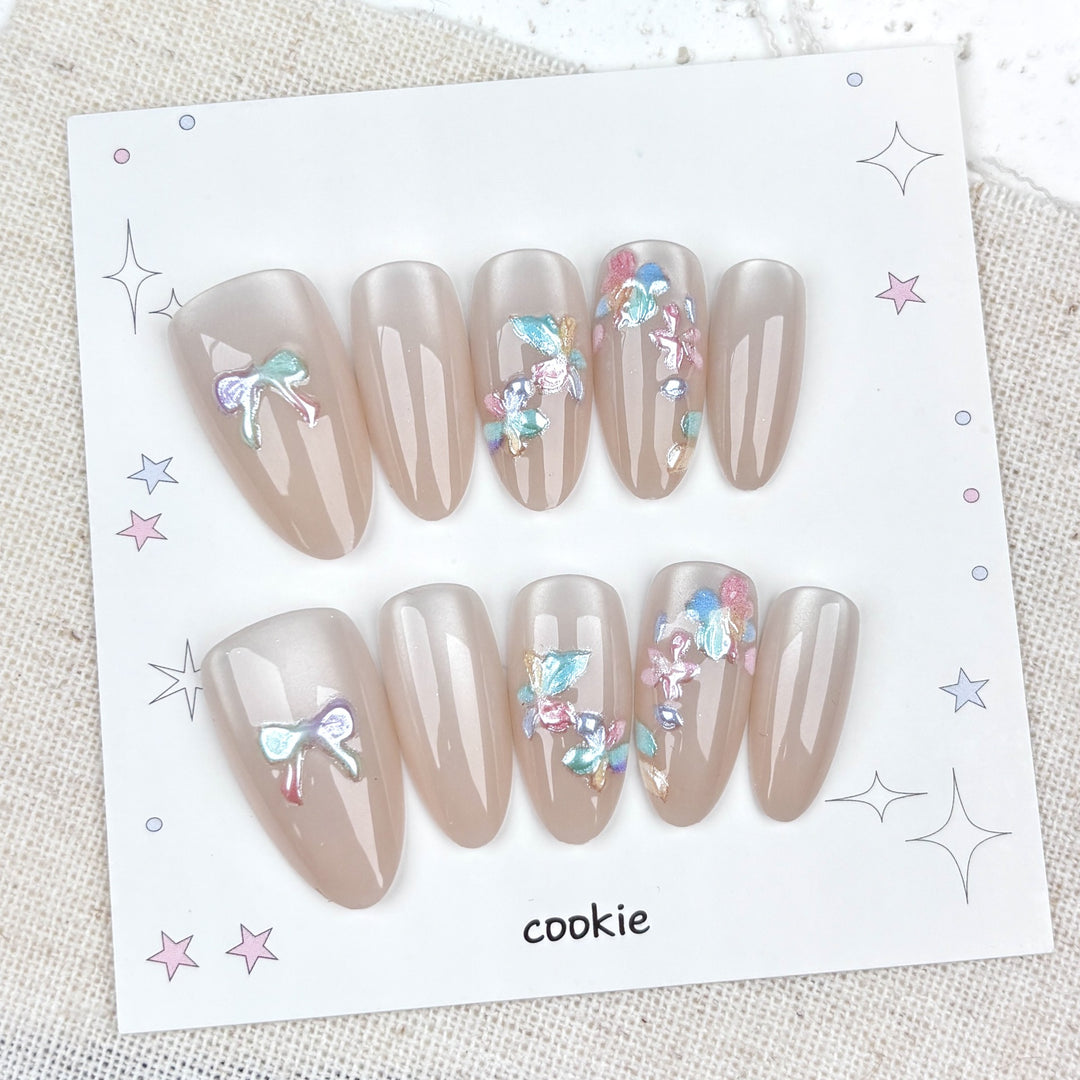 Dekorativer Schmetterling Press-On Nagelset