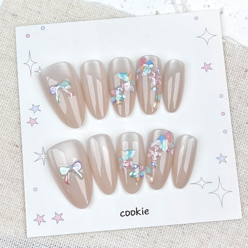 Dekorativer Schmetterling Press-On Nagelset
