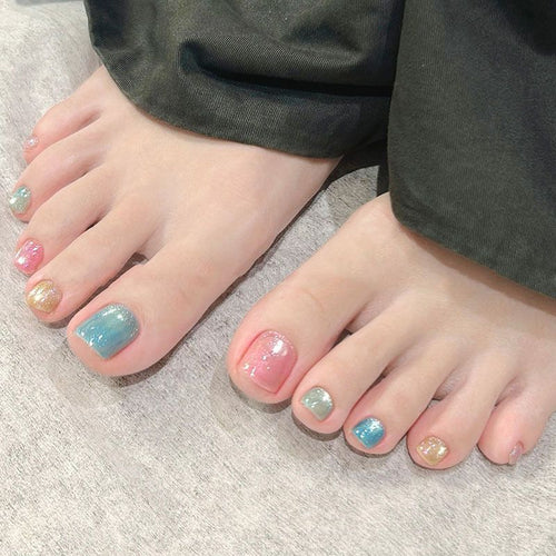 Dekorative Nagelkunst Karnz