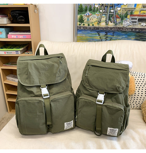 Geräumiger Mehrfachtaschen-Rucksack