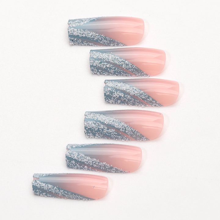 Glamorous Press-On Nail Tips Karnz