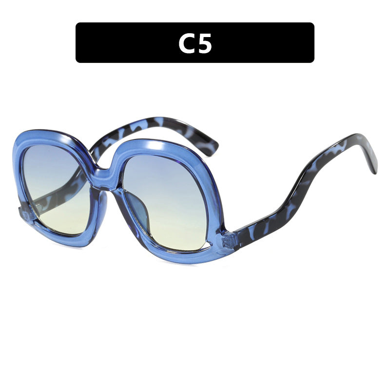 Damen oversized Sonnenbrille mit modischem Design Karnz