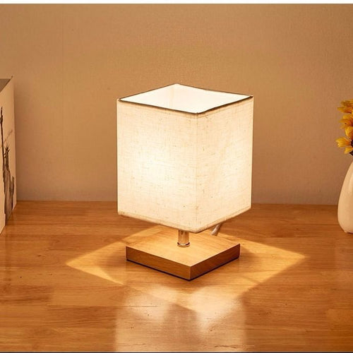 Moderne quadratische Stoff Tischlampe