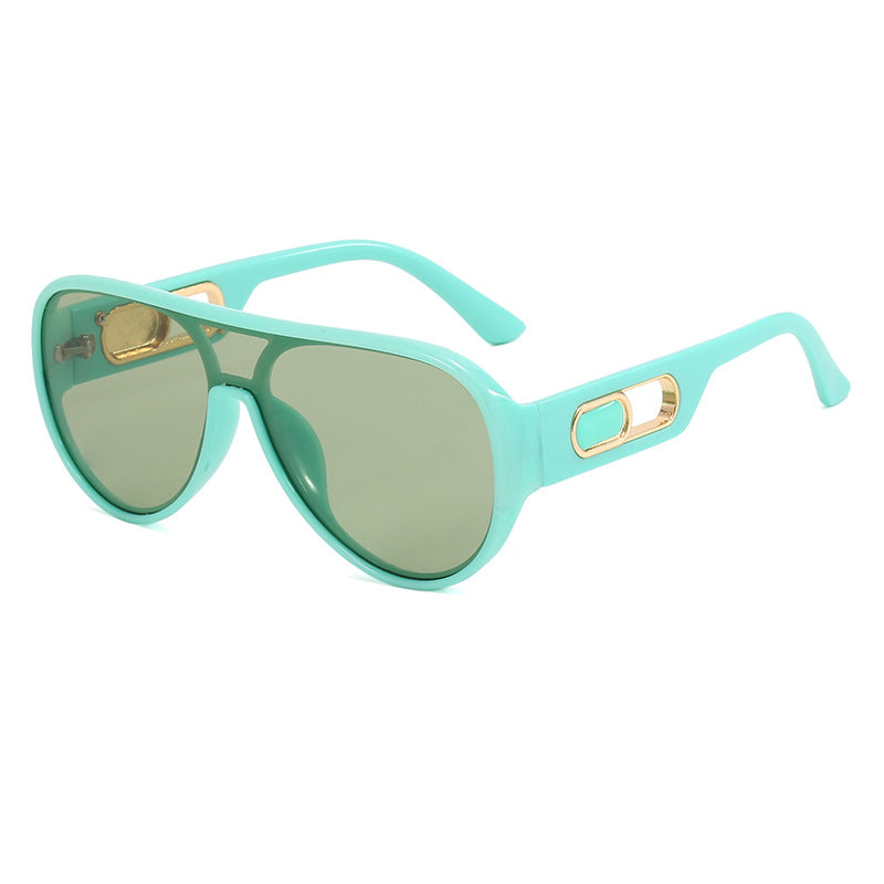 Damen Elegante Oversize-Sonnenbrille mit Designer-Details Karnz