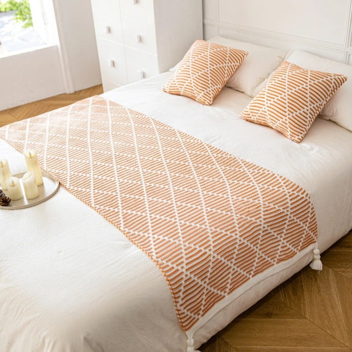 Dekorativer Strickwurfdecke