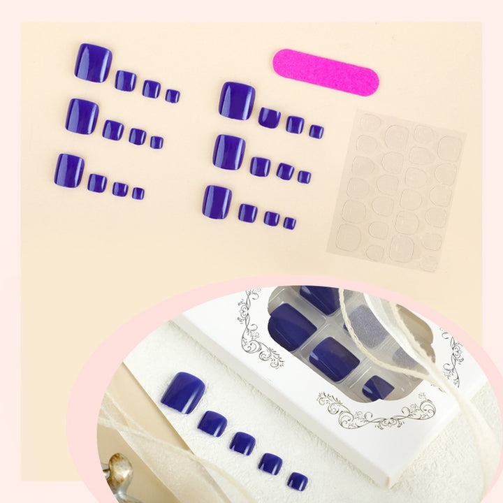Künstliche Nagelkollektion mit stilvollem Design Karnz