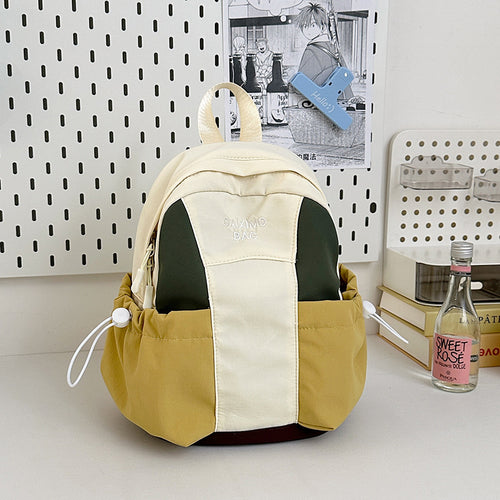 Stylischer funktionaler Reiserrucksack