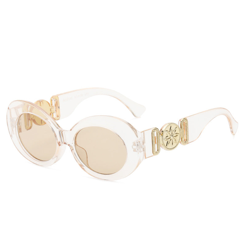 Damen modische Sonnenbrille mit auffälligen goldenen Akzenten Karnz