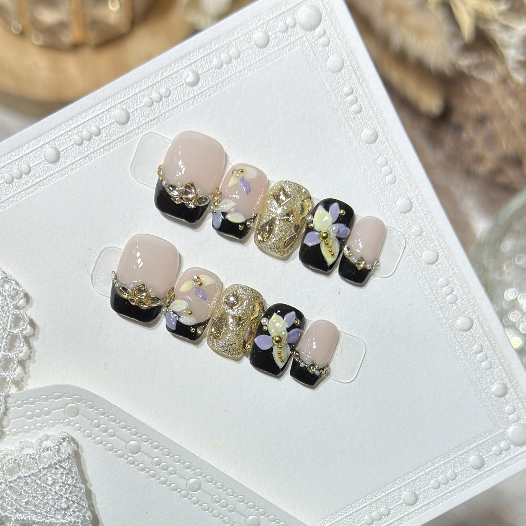 Dekorativer floral Press-On Nagelkunst Set Karnz 1788223891