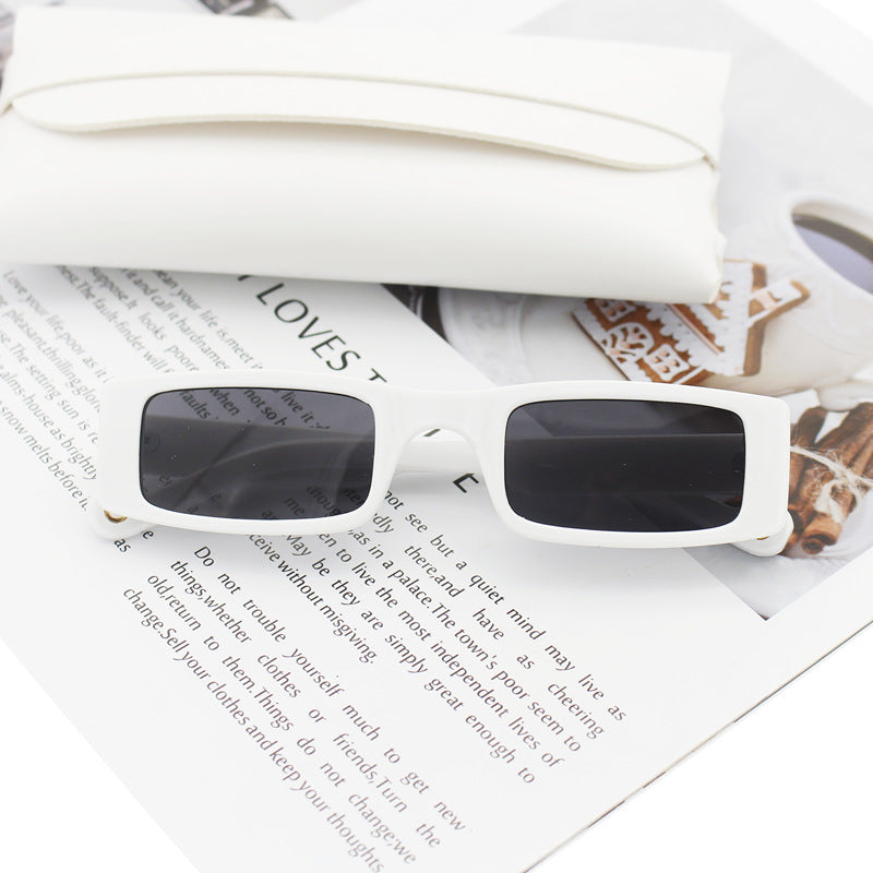 Damen modische rechteckige Sonnenbrille mit strukturiertem Rahmen Karnz