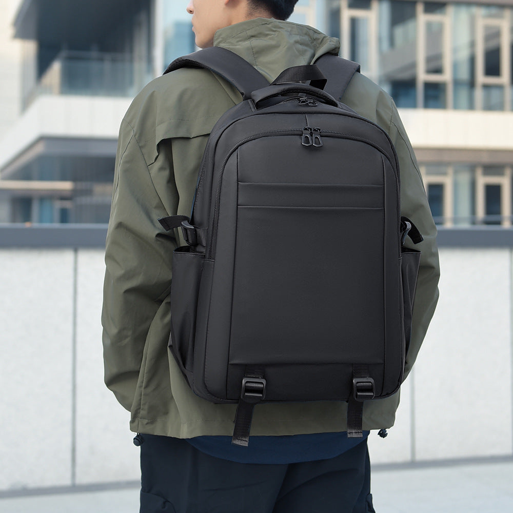 Vielseitiger technikverbesserter Rucksack Karnz