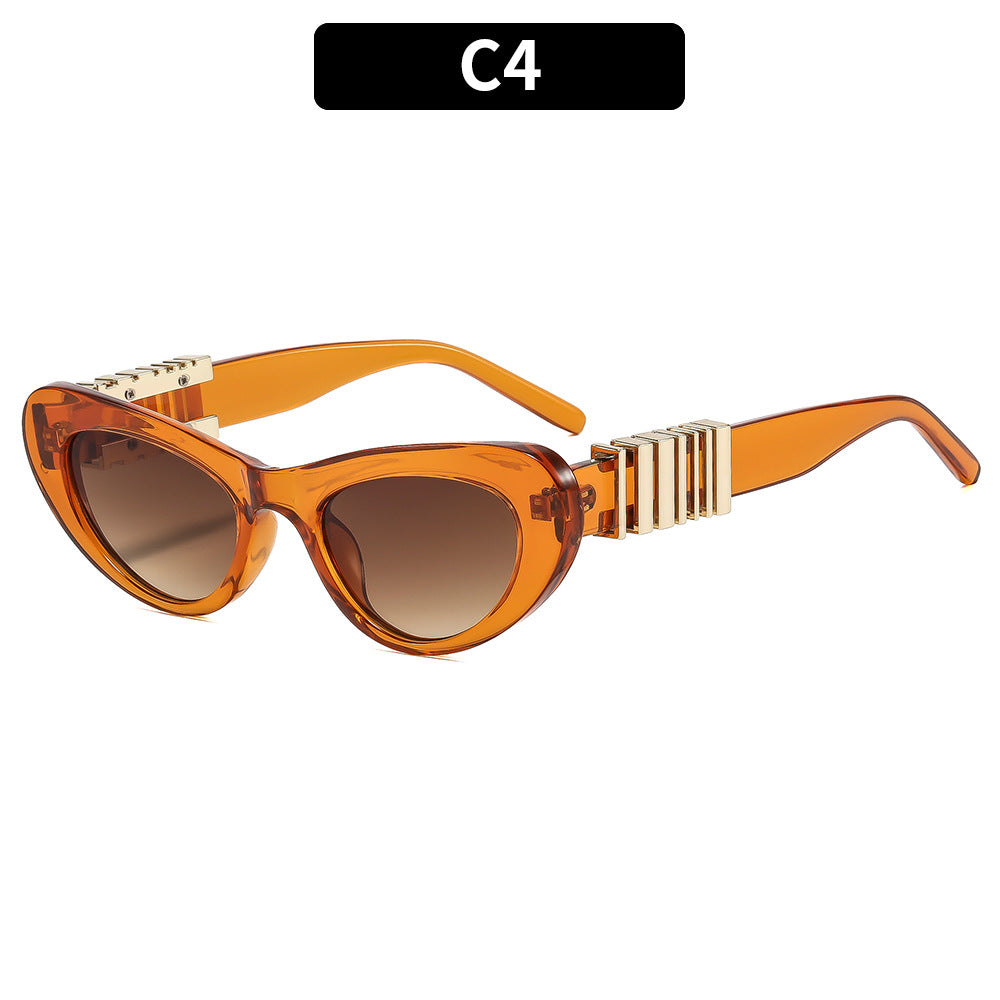 Damen Designer-Sonnenbrille mit luxuriösem Metallrahmen und stilvollen Verzierungen Karnz