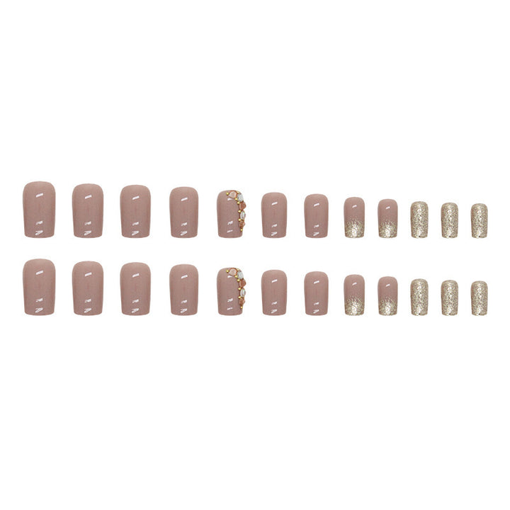 Glamouröser Glitzer und Kristall-Nagelkunst-Tipps Karnz