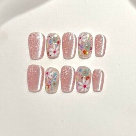 Blumen- und Glitzer-Dekorative Press-On Nagelset