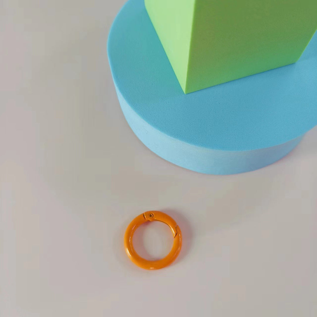 Vielseitiger Clip-On Schlüsselring Karnz