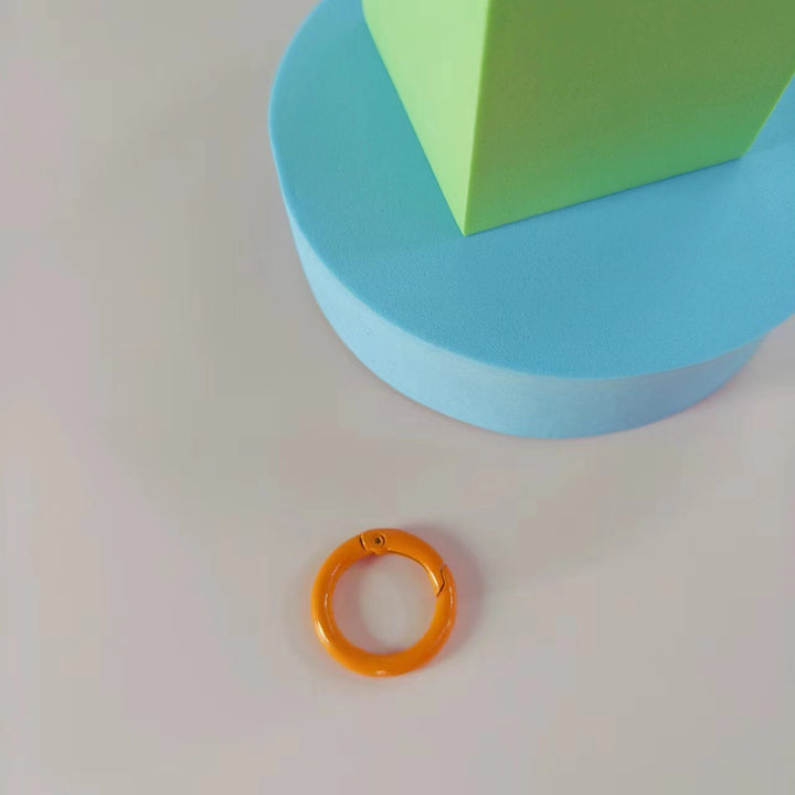 Vielseitiger Clip-On Schlüsselring Karnz
