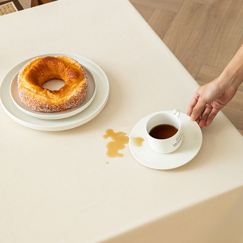 Pflegeleichte rechteckige Tischdecke aus Baumwoll-Polyester mit wasserabweisender Beschichtung
