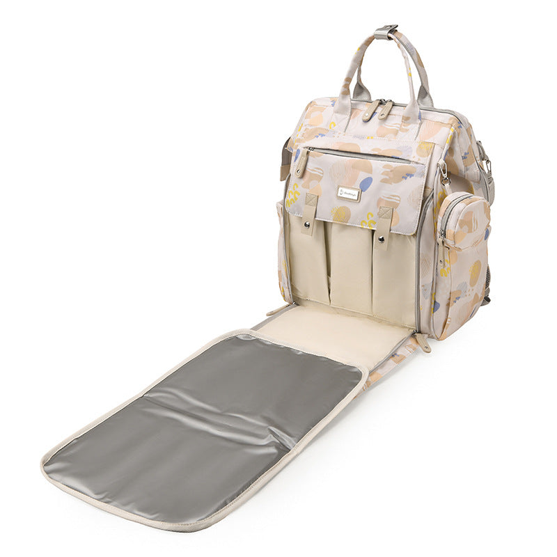 Vielseitiger multifunktionaler Wickel- und Reise-Rucksack Karnz