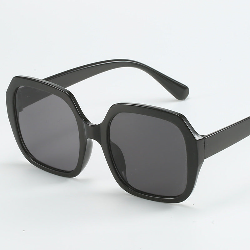 Damen Modische Oversized-Sonnenbrille mit extravaganten Leopardendetails Karnz