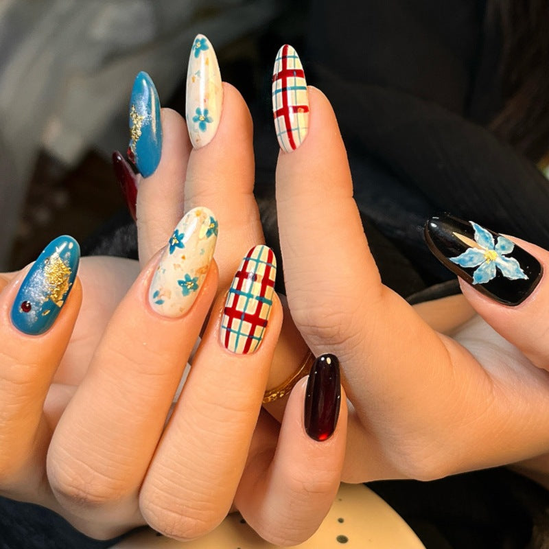 Tierisch inspiriertes Press-On-Nagelkunst-Set Karnz