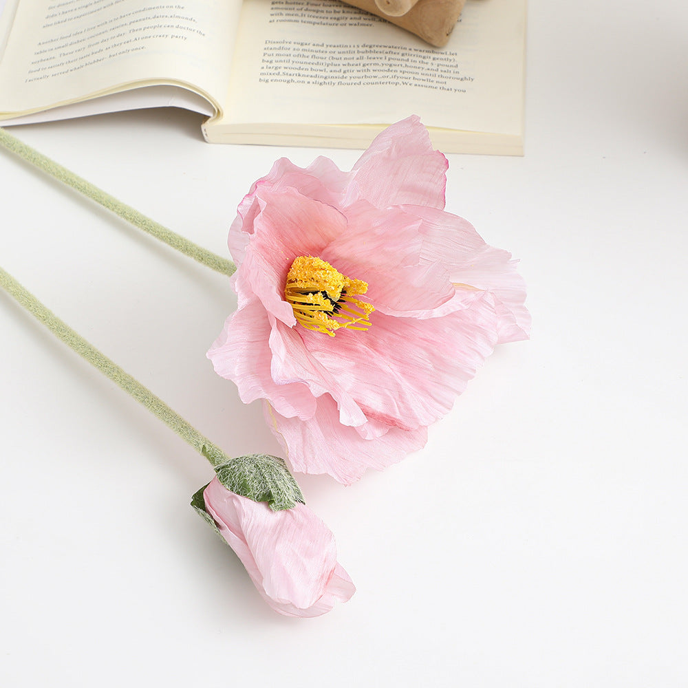 Realistische kunstvolle Mohnblume Karnz
