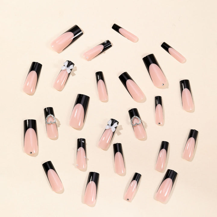 Elegante 3D Schleife und Herz Nagelkunst Karnz