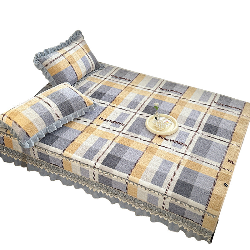 Elegante bestickte Steppdecke