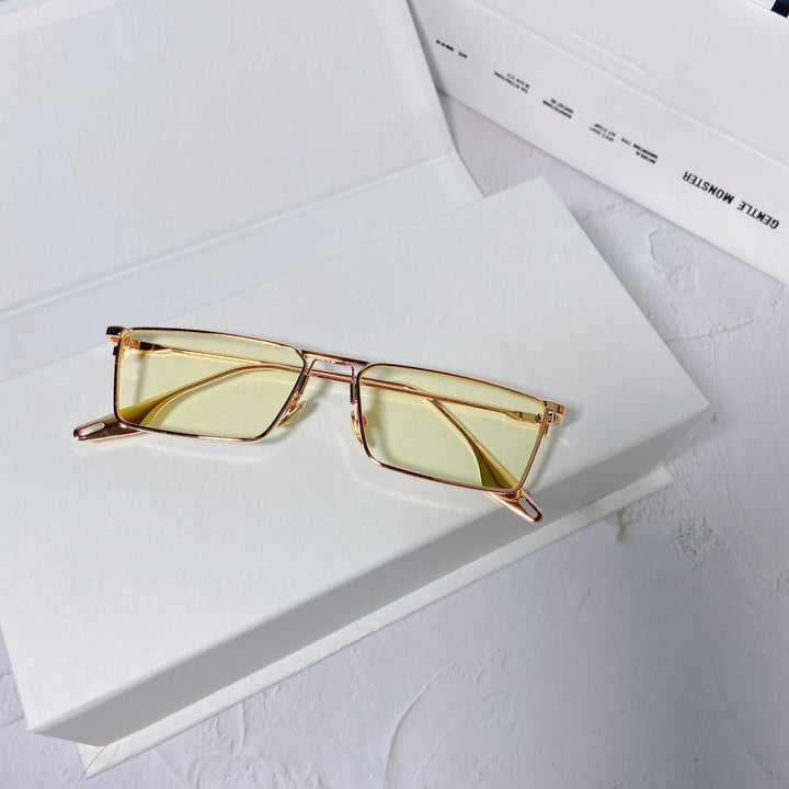 Modische Sonnenbrille mit Rechteckigem Metallrahmen Karnz