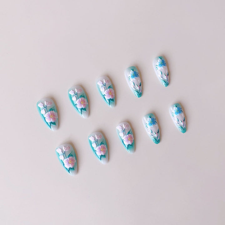 Elegante Nagelkunst Karnz