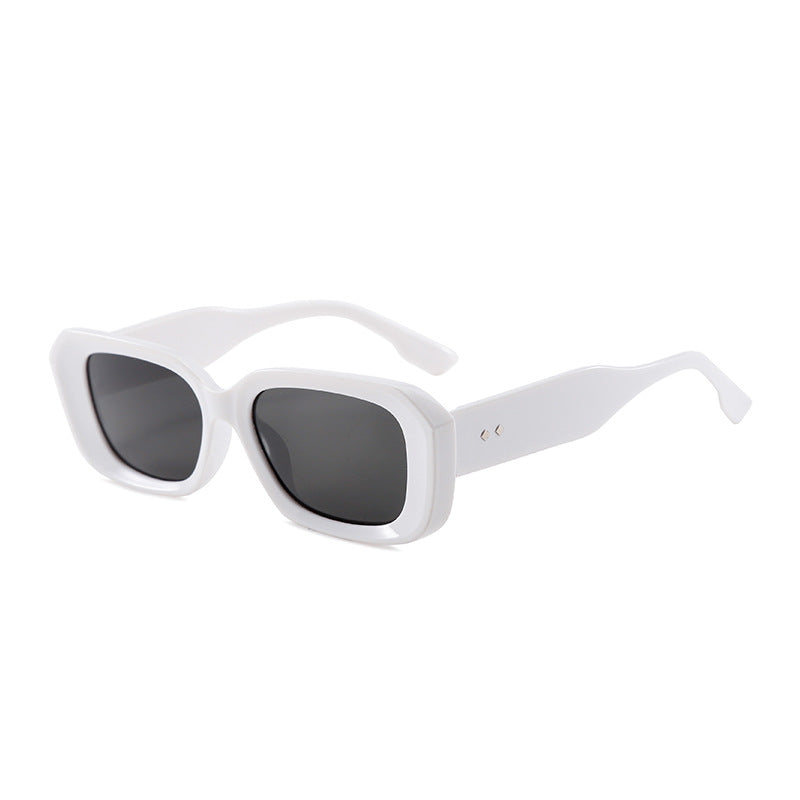 Damen Modische Oversized-Sonnenbrille mit hochwertigem Kunststoffrahmen Karnz