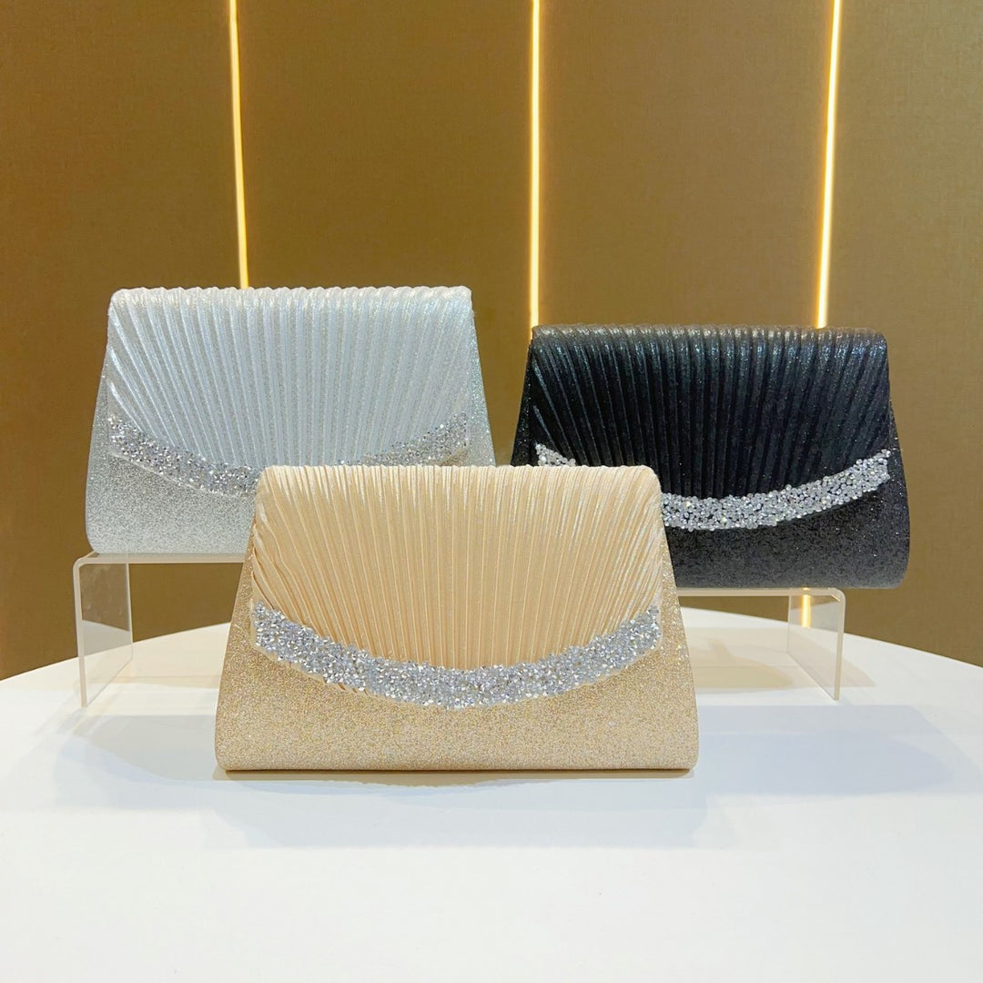 Elegante Falten Abendausschank