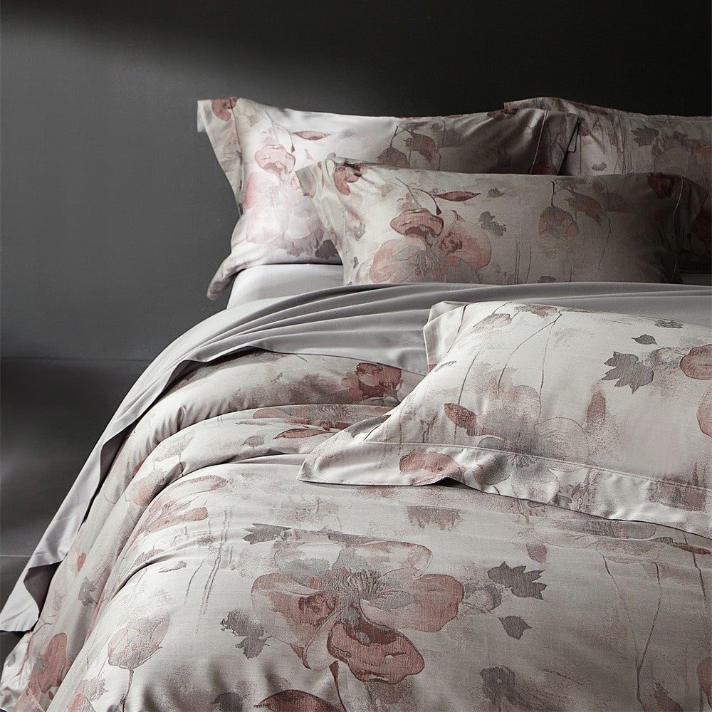 Premium Baumwollsatin-Bettwäschegarnitur mit Aquarell-Blumenprint und feiner Satinbiese