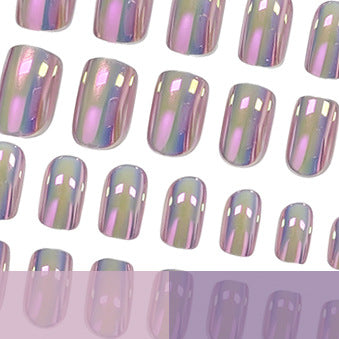 Iridescente Nagellack-Verstärkungen Karnz