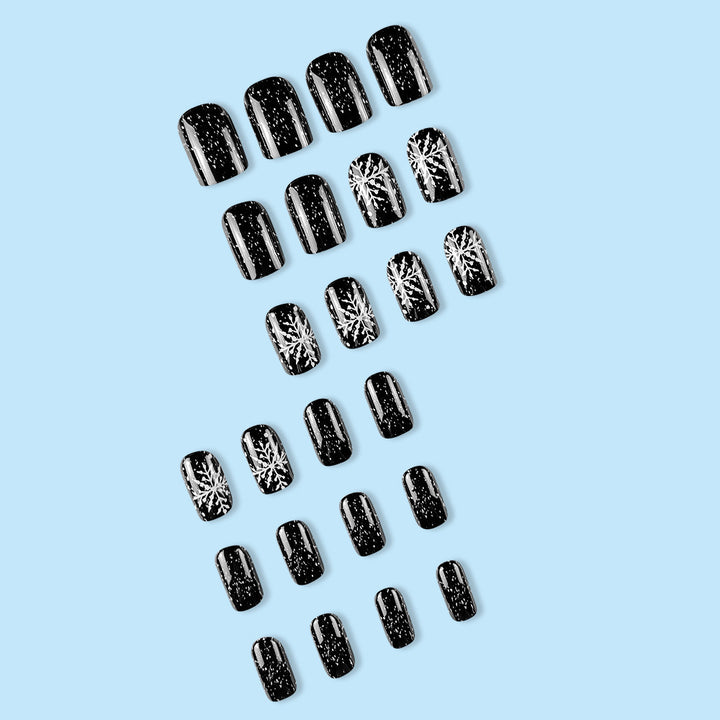 Elegante schwarze Glitzer-Nagelkunst Karnz