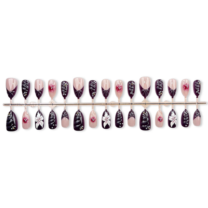 Elegantes Dekoratives Press-On Nagelkunstset 1790746208