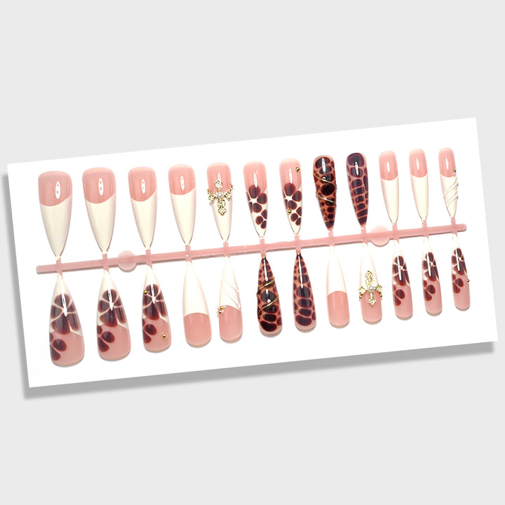 Künstlerisches Nagelschmuckset