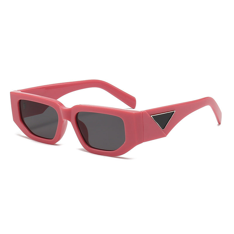 Damen Modische Rechteckige Sonnenbrille mit eleganten Akzenten Karnz
