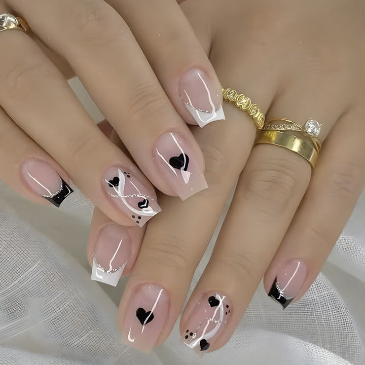 Dekoratives Press-On Nail Art Set