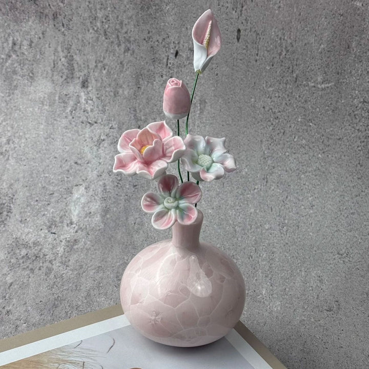 Elegante florale dekorative Vase