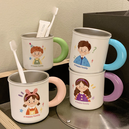 Keramiktasse mit Fröhlichem Familienmotiv Karnz